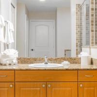 Четырехместный (Номер с 2 кроватями размера «king-size») отеля The Point Hotel & Suites Universal, Орландо