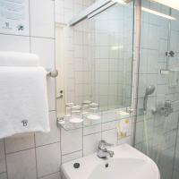 Трехместный (Трехместный номер) отеля Hotel St. Barbara, Таллин