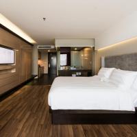 Студио (Двухместный номер-студио Делюкс с 2 отдельными кроватями) отеля Novotel Suites Hanoi, Ханой