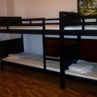 Семейный (Стандартный семейный номер) отеля Hotel Andy, Бухарест