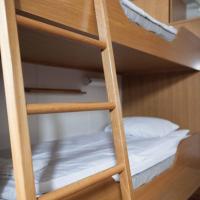 Двухместный (Двухместная каюта эконом-класса с 2 отдельными кроватями, af Chapman) хостела STF af Chapman & Skeppsholmen, Стокгольм