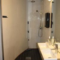 Номер (Кровать в общем 8-местном номере) хостела Hostel Dalagatan, Стокгольм