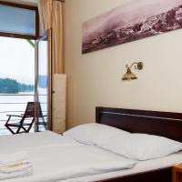 Двухместный (Двухместный номер с 1 кроватью или 2 отдельными кроватями и собственной ванной комнатой) гостевого дома Penzión Ľadoveň, Мартин (Северный регион)