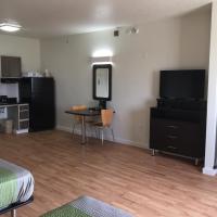 Четырехместный (Суперлюкс с кроватью размера "queen-size" - для некурящих) отеля Studio 6-Dallas, TX, Даллас