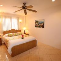 Апартаменты (Апартаменты с 1 спальней и гидромассажной ванной, вид на бассейн) апарт-отеля Butterfly Garden Boutique Residence by Frasier, Паттайя