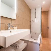 Двухместный (Классический двухместный номер с 1 кроватью) отеля Best Western Saint-Louis, Париж