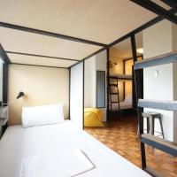 Номер (Кровать в общем 8-местном номере для мужчин и женщин) хостела Z Hostel, Манила