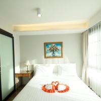 Апартаменты (Апартаменты в пентхаусе) апарт-отеля 6th Avenue Surin Beach, Пхукет