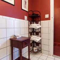 Двухместный (Номер Делюкс №2 с 1 кроватью размера «king-size») отеля La Reserve Bed and Breakfast, Филадельфия