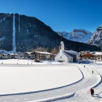 Сьюит (Полулюкс с балконом) отеля Das Rieser Aktiv & Spa Resort, Визинг