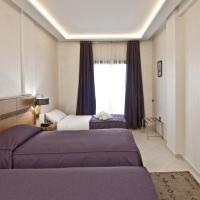 Трехместный (Трехместный номер) отеля Hôtel l'escale, Фес