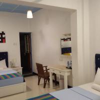 Четырехместный (Стандартный четырехместный номер) отеля Villa 92, Канди