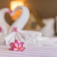 Двухместный (Двухместный номер Делюкс "Оазис" с 1 кроватью или 2 отдельными кроватями) курортного отеля The Viridian Resort, Пхукет