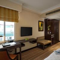 Двухместный (Special Offer - 24h Stay - Premium Deluxe Double or Twin Room) отеля Silk Path Hanoi Hotel, Ханой
