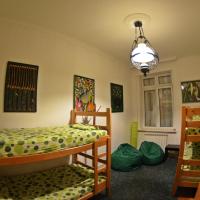 Номер (Кровать в общем номере с 4 кроватями) хостела Sun Hostel, Белград