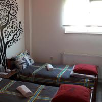 Двухместный (Двухместный номер Делюкс с 2 отдельными кроватями) хостела Hostel IN Club, Загреб