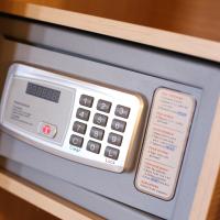 Трехместный (Классический трехместный номер) отеля Euro Garni Hotel, Белград