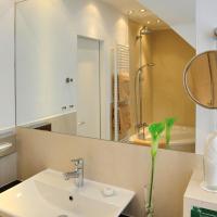 Сьюит (Двухместный люкс с 1 кроватью) отеля Hotel Uhu Garni - Superior, Кельн