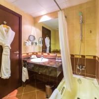 Двухместный (Двухместный номер Делюкс с 2 отдельными кроватями) апарт-отеля Executive Suites by Mourouj Gloria, Абу-Даби