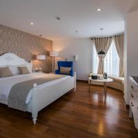 Двухместный (Номер с кроватью размера «queen-size» и ванной - Victorian) отеля Yan's House Hotel, Кута