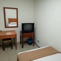 Трехместный (Трехместный номер с собственной ванной комнатой) отеля Hotel Hibiscus City (PUDU), Куала-Лумпур