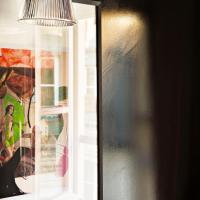 Сьюит (Полулюкс (для 2 взрослых)) отеля Hotel du Petit Moulin, Париж