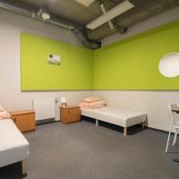 Двухместный (Небольшой двухместный номер с 1 кроватью) хостела Sea Hostel, Гдыня