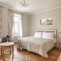 Двухместный (Улучшенный двухместный номер с 1 кроватью) отеля U Zlatych nuzek, Прага