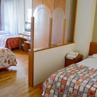 Сьюит (Семейный номер-студио) хостела Pension Payvi, Памплона