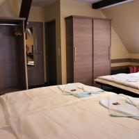 Двухместный (Большой двухместный номер с 1 кроватью) гостевого дома Gasthof Zur guten Quelle, Шверин