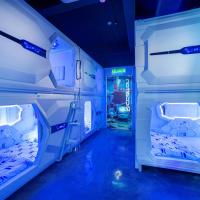 Одноместный (Одноместная капсула) капсульного отеля Riccarton Capsule Hotel, Куала-Лумпур