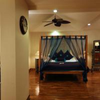 Двухместный (Люкс "Лотос") отеля Ganga Kinare - A Riverside Boutique Hotel, Ришикеш