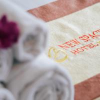 Семейный (Семейный номер Делюкс) отеля New Space Hotel, Хошимин