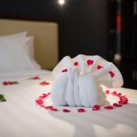 Двухместный (Улучшенный двухместный номер с 1 кроватью или 2 отдельными кроватями) отеля Serene Premier Hotel, Ханой